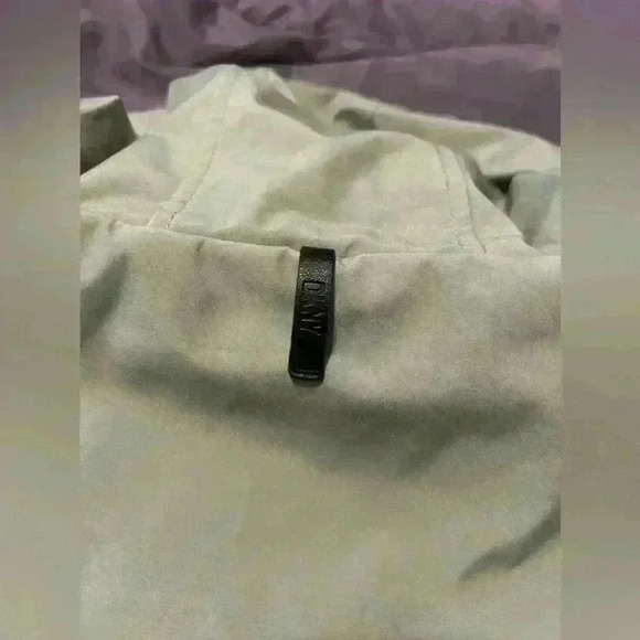 DKNY  jacket size 2 XL grey - Picture 12 of 12